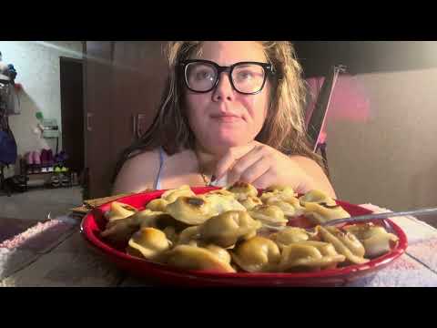 Видео: МУКБАНГ ЖАРЕНЫЕ ПЕЛЬМЕНИ ПРО ТОКСОВ И ДЕТСТВО