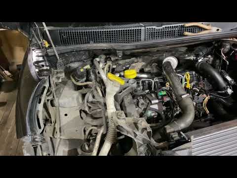 Видео: Замена радиатора охлаждения Renault Megane Scenic II