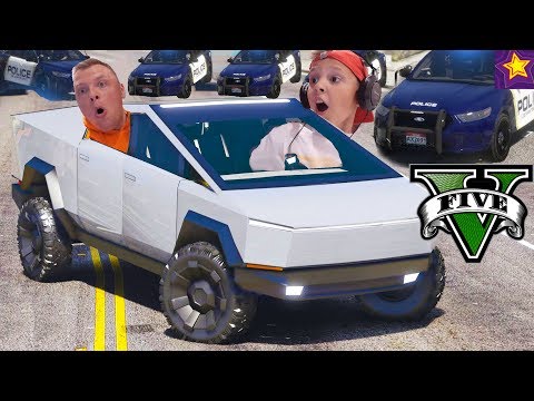 Видео: НАШЛИ ТЕСЛУ ЕДЕМ против ПОЛИЦИИ Игорь и Папа на Танке и Самолете в GTA5