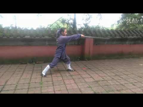 Видео: Удан Тай И сюань мэнь цзянь (武当太乙玄门剑) или "Уданская школа Меча врат сокровенности Великого Единого".