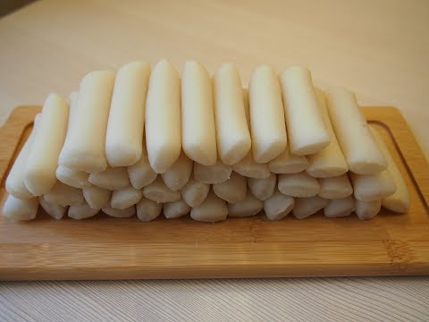 Видео: Традиционная корейская кухня: карэ тток (가래떡) или рисовые брусочки для токпокки