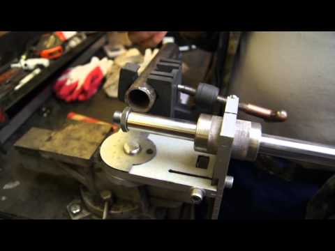 Видео: Tube notcher (торцеватель)