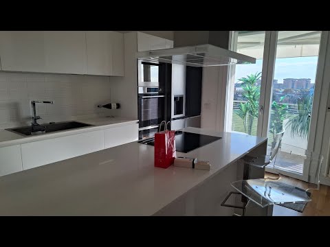 Видео: Италия Падуя казахи в Италии 