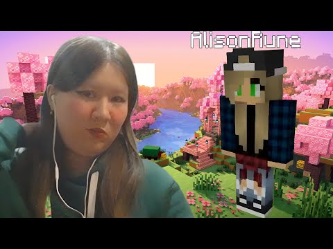 Видео: НОВАЯ ДЕВУШКА В МАЙНКРАФТЕ!