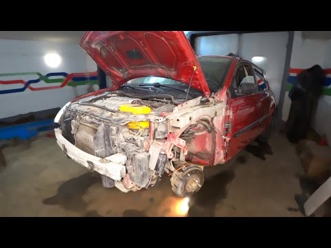 Видео: Ремонт Рено после аварии на парковке