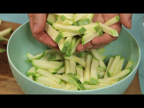 Видео: Такие КАБАЧКИ Вы ещё не ели, а МЫ ЕДИМ ЛОЖКАМИ! Кабачки которые покорили весь интернет!