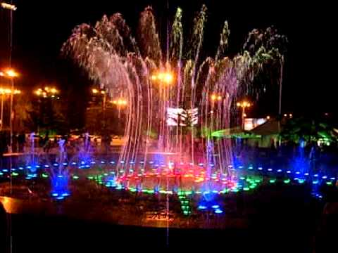 Видео: Красноярский музыкальный фонтан