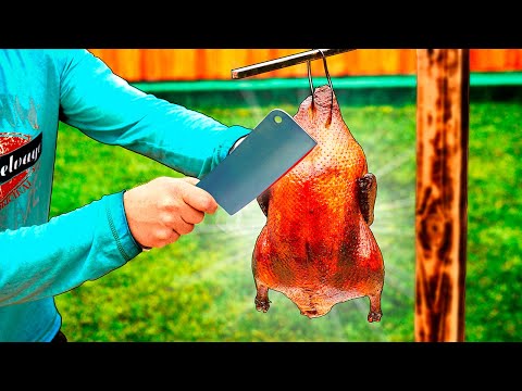 Видео: УТКА ПО-ПЕКИНСКИ / РЕСТОРАН ПРОТИВ ДОМАШНЕЙ КУХНИ,SUB ENG.