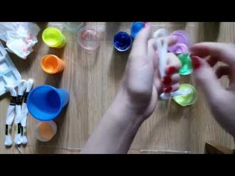 Видео: Как покрасить нитки (мулине) красками по ткани