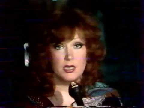 Видео: Алла Пугачёва - Телефонная книжка (в студии)