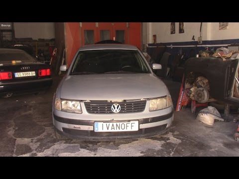 Видео: Ремонт автомобиля VW Passat 1996 1,9D Замена щёток генератора.