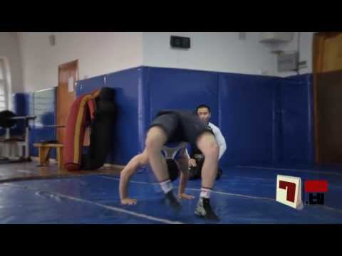 Видео: Борьба - Часть 1 | Разминка | Питание