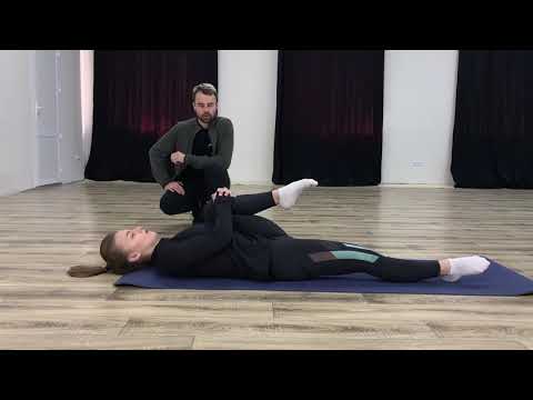 Видео: Растяжка дома - часть 2/6 тренировка