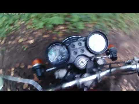 Видео: Серега на Cezet Enduro проходит ручей