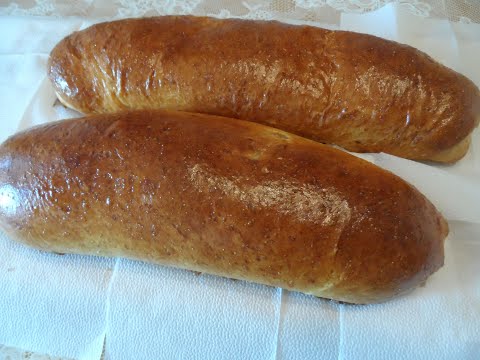 Видео: Рулет с яблочным повидлом и грецким орехом - вкусная и быстрая выпечка для всей семьи.