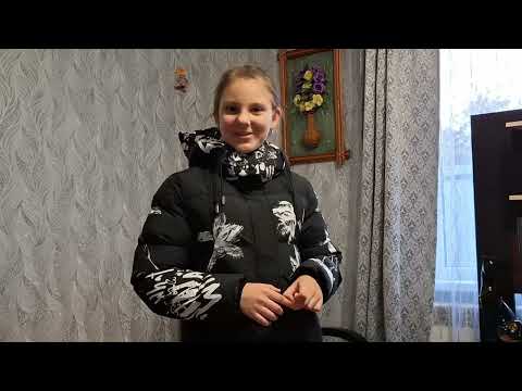 Видео: Пирожки с зелёным луком. Обновки дочке. Посадили вейгелу. Живём и работаем на Кубани. 