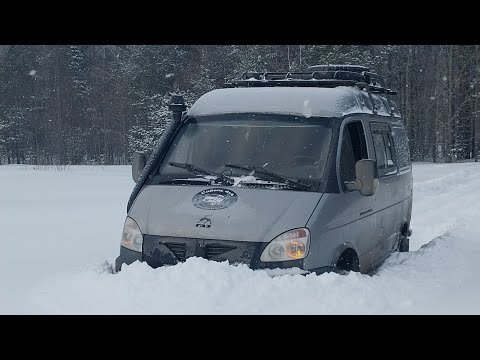 Видео: Соболь 4х4 по целине 2024г. Снега 60- 70см. Поедет, застрянет? Колеса 285/75 16, давление 0.5 атм.