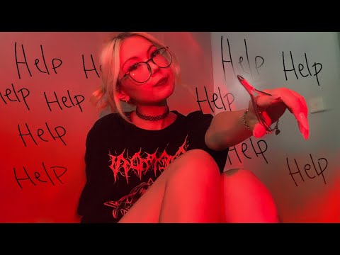 Видео: ASMR ☠ МАНЬЯЧКА сделает тебе ОСОБЕННЫЙ маникюр | 3 часть | roleplay, whisper, mouth sounds |