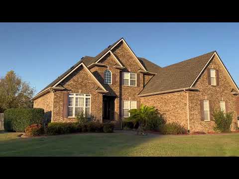 Видео: 🍁  Осенний тёплый день.☀️Обрезка кустов. 🏡 Ремонтируем венчик.🚐Учимся играть на саксофоне.🎷 