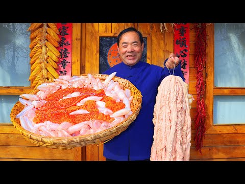 Видео: Вы когда-нибудь ели кишки рыбы? Попробуйте это, тушеные вместе с кишками свиньи! Остро и уникально