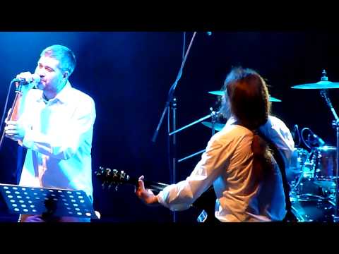 Видео: "КМ". Главclub. 27.06.14.  Юбилейный концерт Дмитрия Ревякина. "Негоже"  Александр Васильев (Сплин).