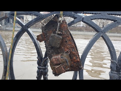 Видео: С утра кто куда,а мы как обычно на Москва реку с поисковым магнитом за новыми находками.
