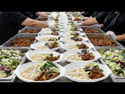 Видео: Производите 1000 ланч-боксов в день! Фабрика массового производства вкусных ланч-боксов для барбекю