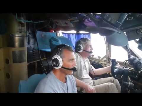 Видео: АН-12 посадка Мальдивы