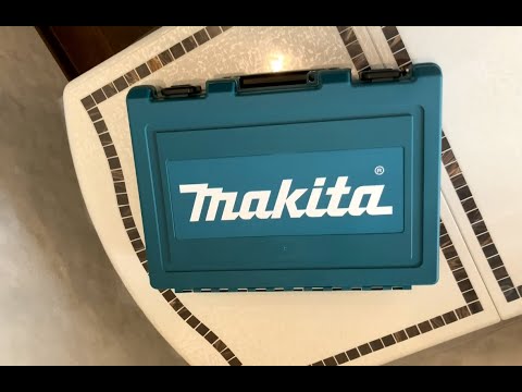 Видео: Как Определить Оригинальную Makita HR 2470 Новая 2020 года.