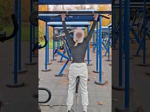 Видео: Наша силовая тренировка с Юлией Король  на Крестовском острове !!! 💪💪💪