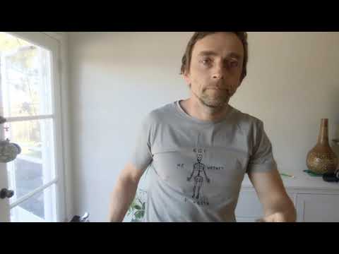 Видео: Поколение дворников и сторожей. Гребенщиков.