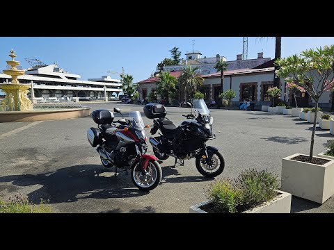 Видео: Honda NT1100D vs  Honda NC750XD краткий сравнительный обзор (продолжение)