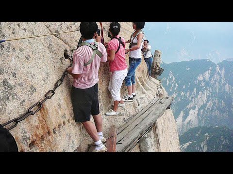 Видео: 12 самых СТРАШНЫХ МОСТОВ в мире / самые ОПАСНЫЕ МОСТЫ