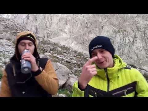 Видео: Восхождение на пик Учитель - 4530 м.