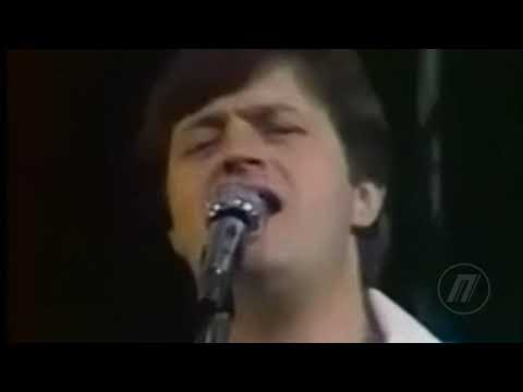 Видео: ПЕСНЯРЫ   "С любовью к земле родной"  ЦТ СССР  1984