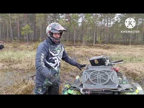 Видео: Нашли отличное болото и канавы для квадроприключений! Yamaha Grizzly 700.