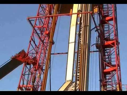 Видео: Верхний привод - монтаж, бурение скважин