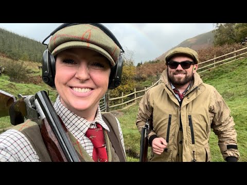 Видео: BETTWS HALL BONKERS BIRDS | Охота на фазанов | Спортивные виды спорта