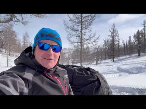 Видео: Путешествие на снегоходах в горах Риддера, Серый луг