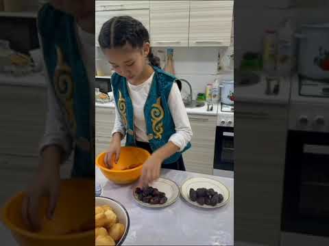 Видео: «Менің отбасымдағы отбасылық салт дәстүрлер» челленджі