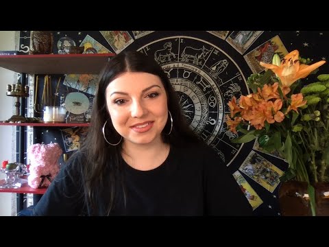 Видео: Что у него происходит с соперницей? Таро Юлия Петрова