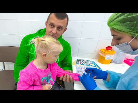Видео: Ника болеет. Едем в больницу. Ника Лайф