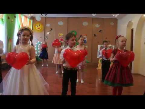 Видео: подгот гр 2 танец Мамино сердце