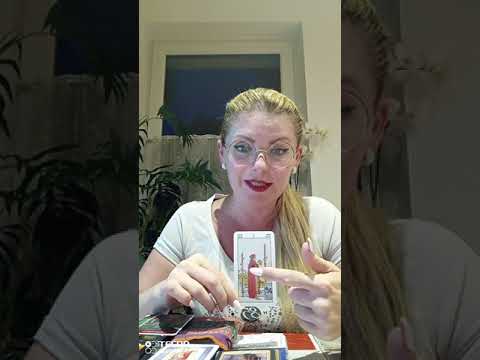 Видео: Младший Аркан Таро - Двойка Жезлов. Новые партнёры, важный выбор, новые контракты, действуйте!