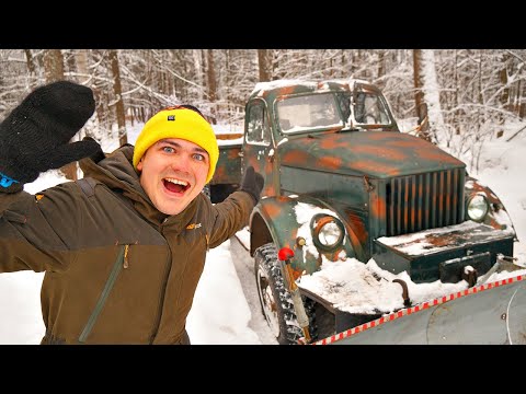 Видео: Купили на аукционе координаты за 250 тысяч рублей и нашли в лесу автомобиль!