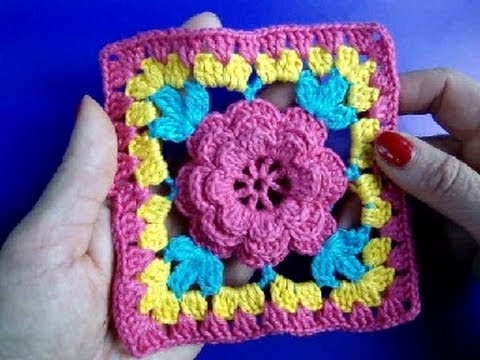 Видео: Вязание крючком Урок 253 Мотив с цветком Crochet square with flower