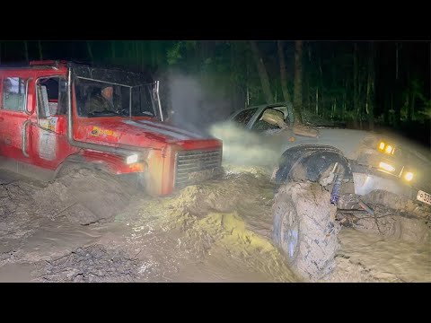Видео: ЖУТКИЙ ОФФРОАД! ЭВАКУАЦИЯ ОФФРОУД МОНСТРА из леса КТО ВЫБЕРЕТСЯ сам на бездорожье