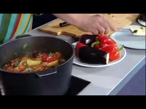 Видео: Овощное РАГУ по-грузински - АДЖАПСАНДАЛ. Гарнир к мясу. Мужская еда с Андреем Бугайским. Выпуск №43