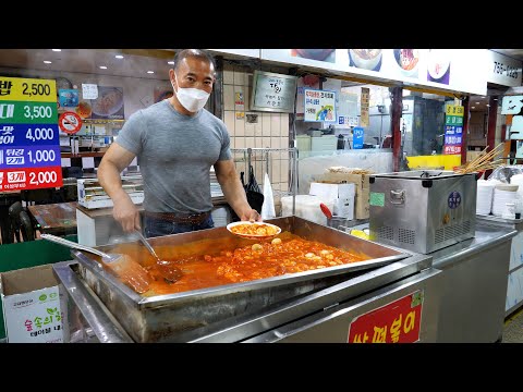 Видео: Сыр Ттеокбокки без сыра !? / Железная пластина мускулистого мужчины Tteokbokki, Gimbap | Корейская