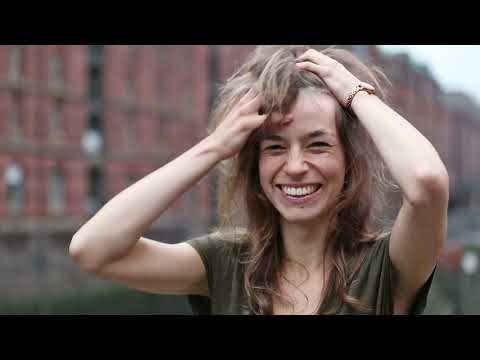 Видео: МИНИМАЛИЗМ В ЖИЗНИ | 17 правил которые помогут избавиться от хлама и организовать жизнь